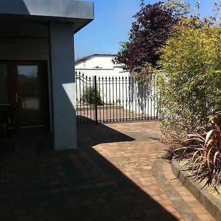 Bearlough Self Catering Holiday Home Rosslare Harbour Стая снимка
