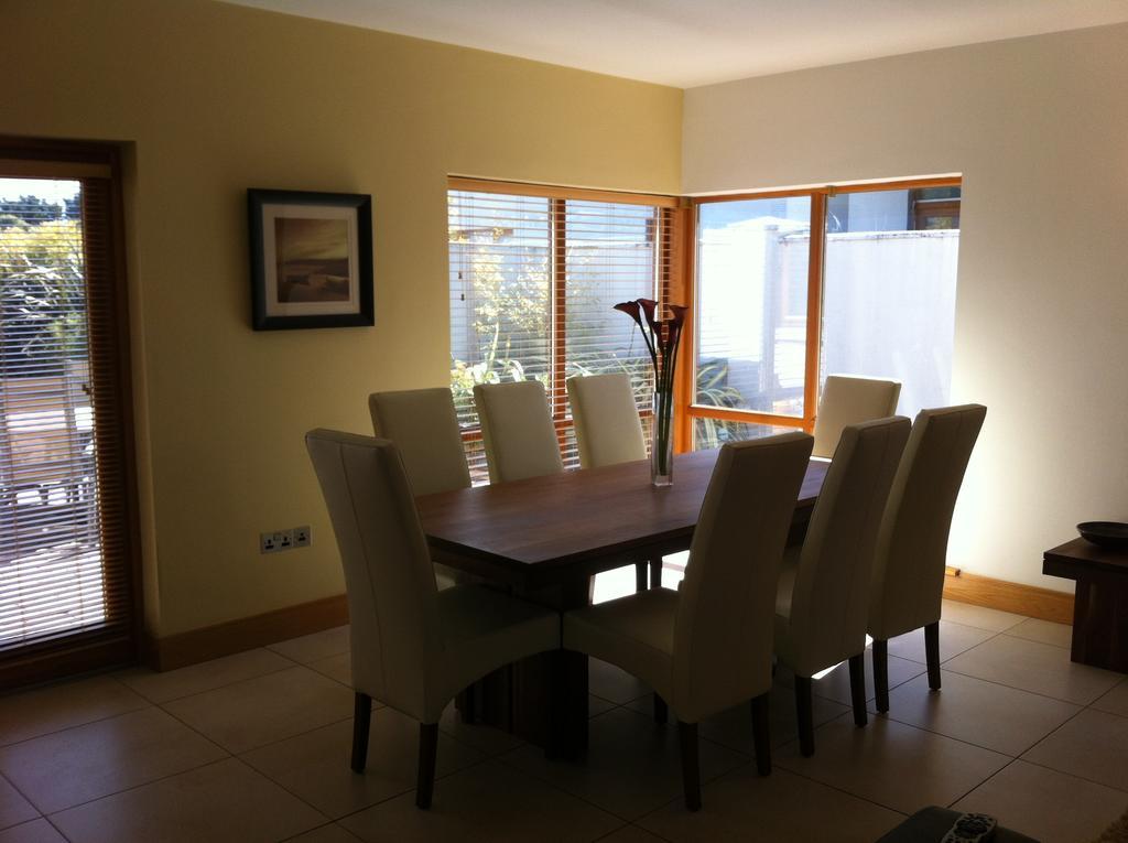 Bearlough Self Catering Holiday Home Rosslare Harbour Стая снимка